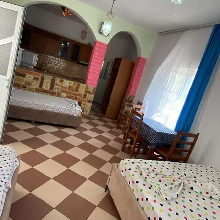 Albi Guest house Qazim Pali